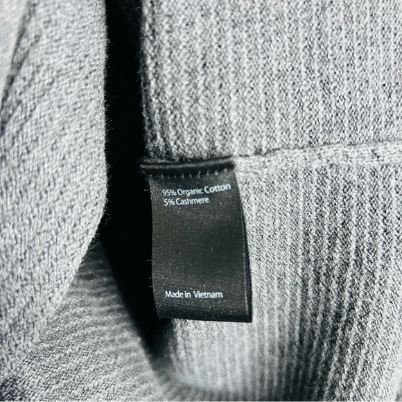 Textured Lightweight Knit Luxury Blend Fisherman Crewneck M - Picture 3 of 5